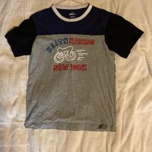 Keith Haring Kids' Gray and Blue Graphic Tee